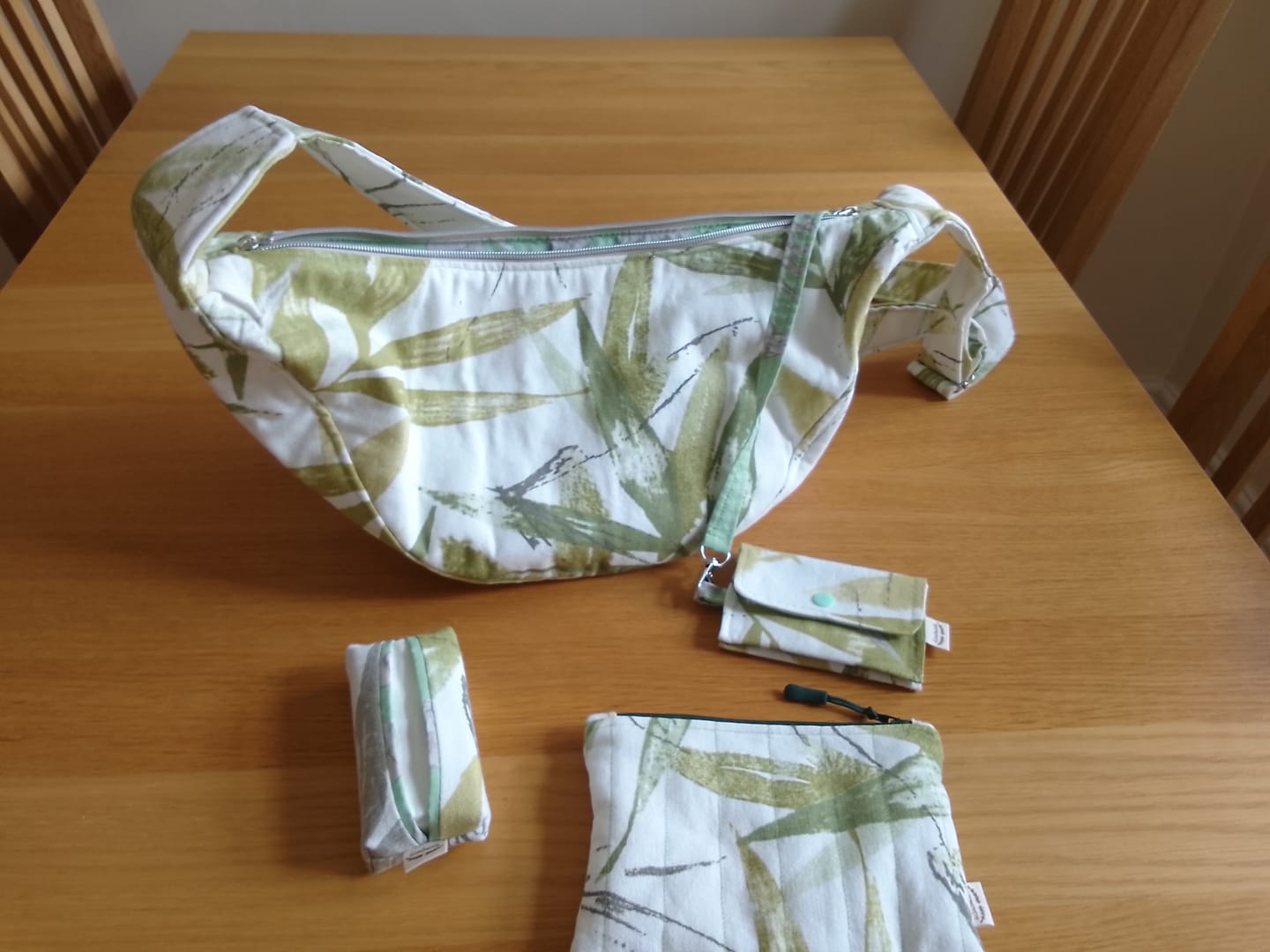 Customer photo review of Large Leaves Cotton Canvas Fabric