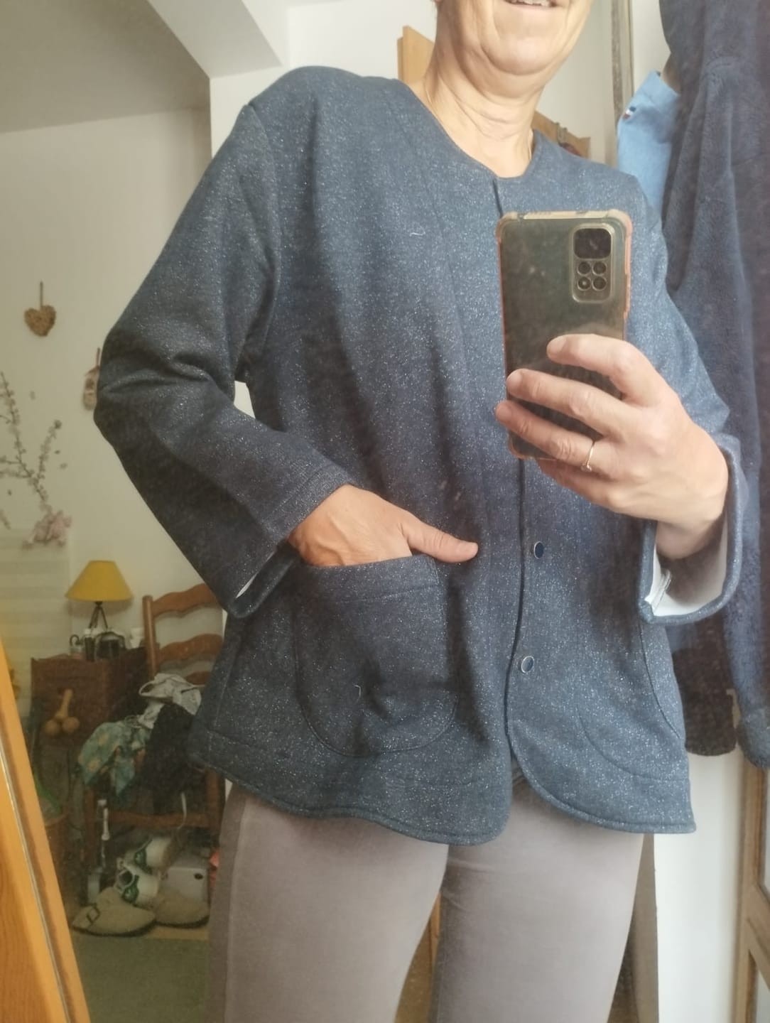 Customer photo review of Veste Nathalie – bleu marine pailleté