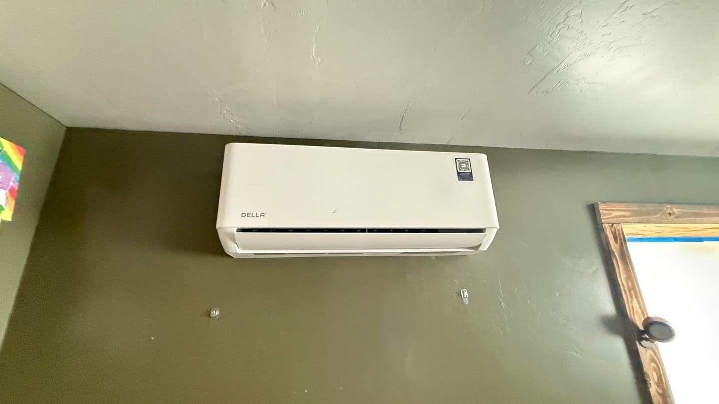 Customer photo review of DELLA Optima Series 35000 BTU Quad Zone Mini Split AC (9K+9K+9k+9k) - Up to 1600 Sq.Ft.