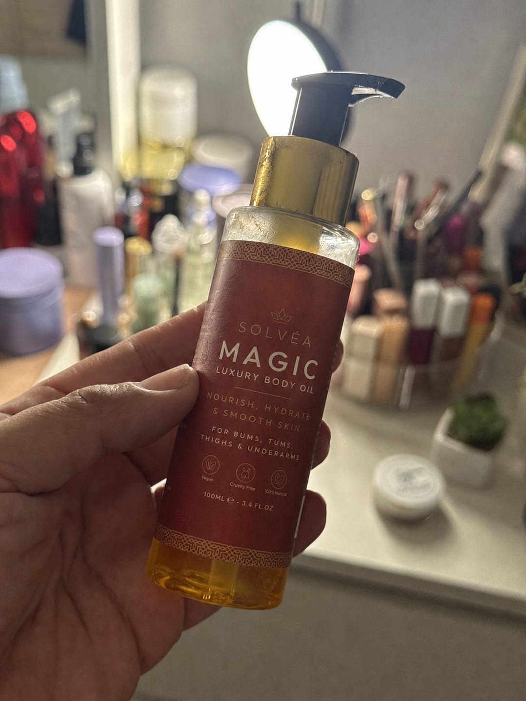Customer photo review of Glow Body Oil