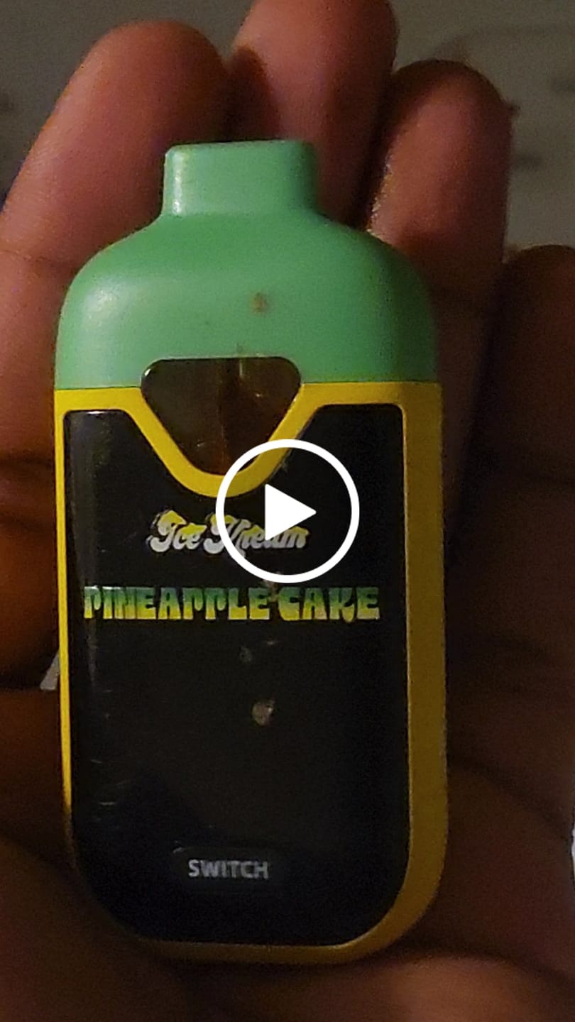 Customer video review of Ice Kream Pineapple Cake Trio Vape