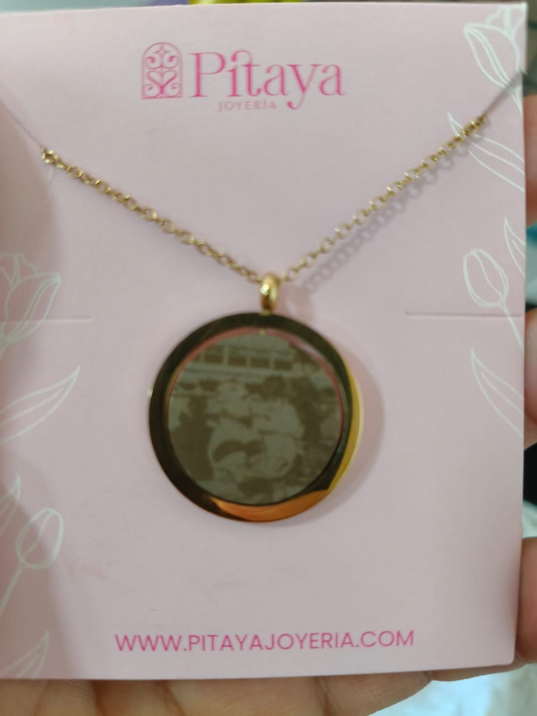 Customer photo review of Collar Memory  Personalizado