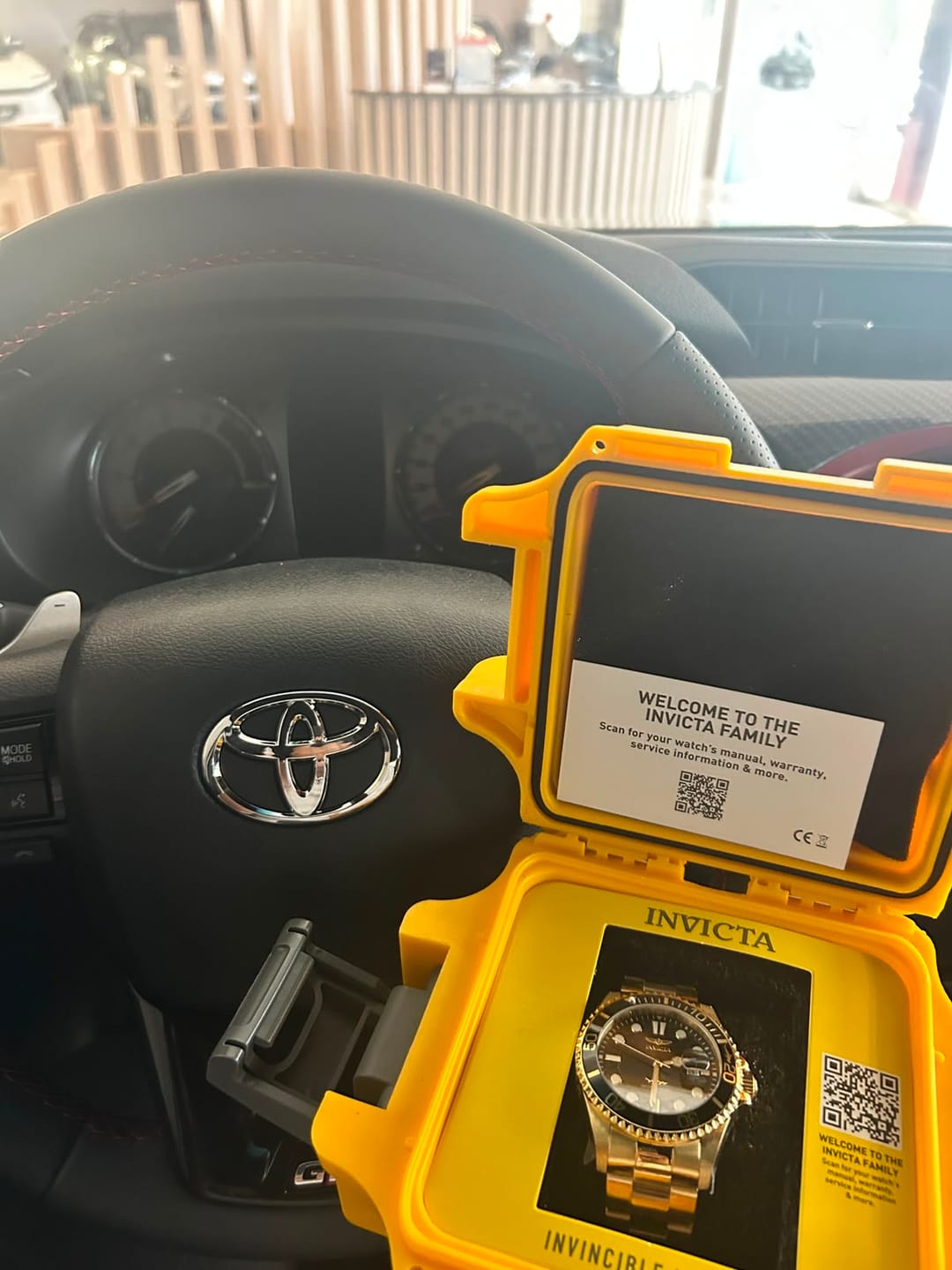 Customer photo review of Reloj Elegante Para Hombre Invicta Pro Diver 30026 - Oro