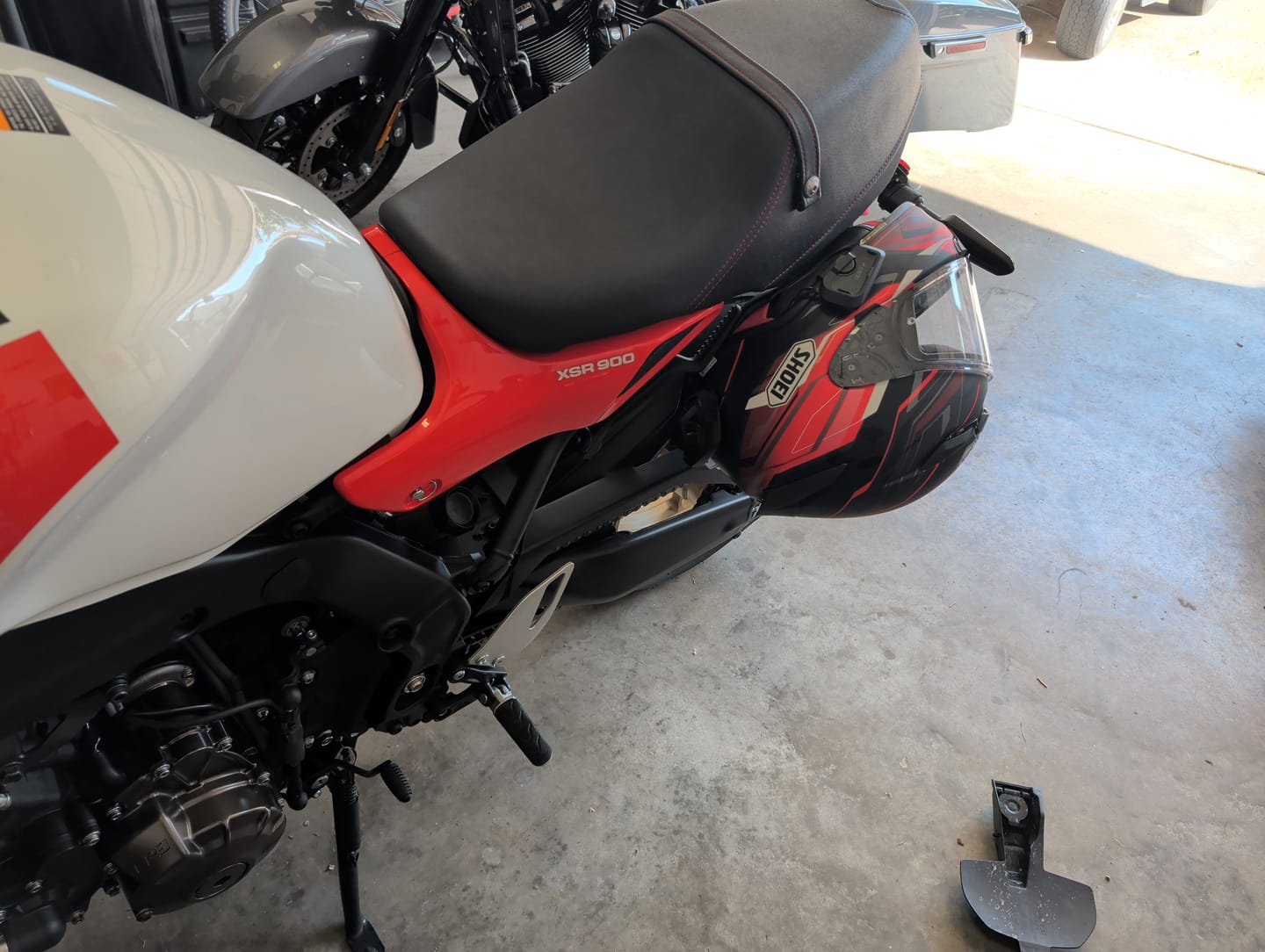 Customer photo review of XSR900 Helmet Hook (lock) 2022-2026