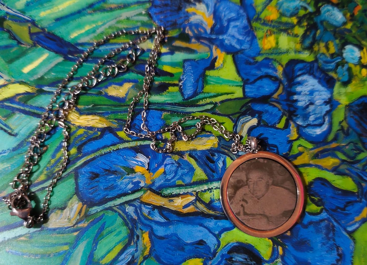 Customer photo review of Collar Memory  Personalizado