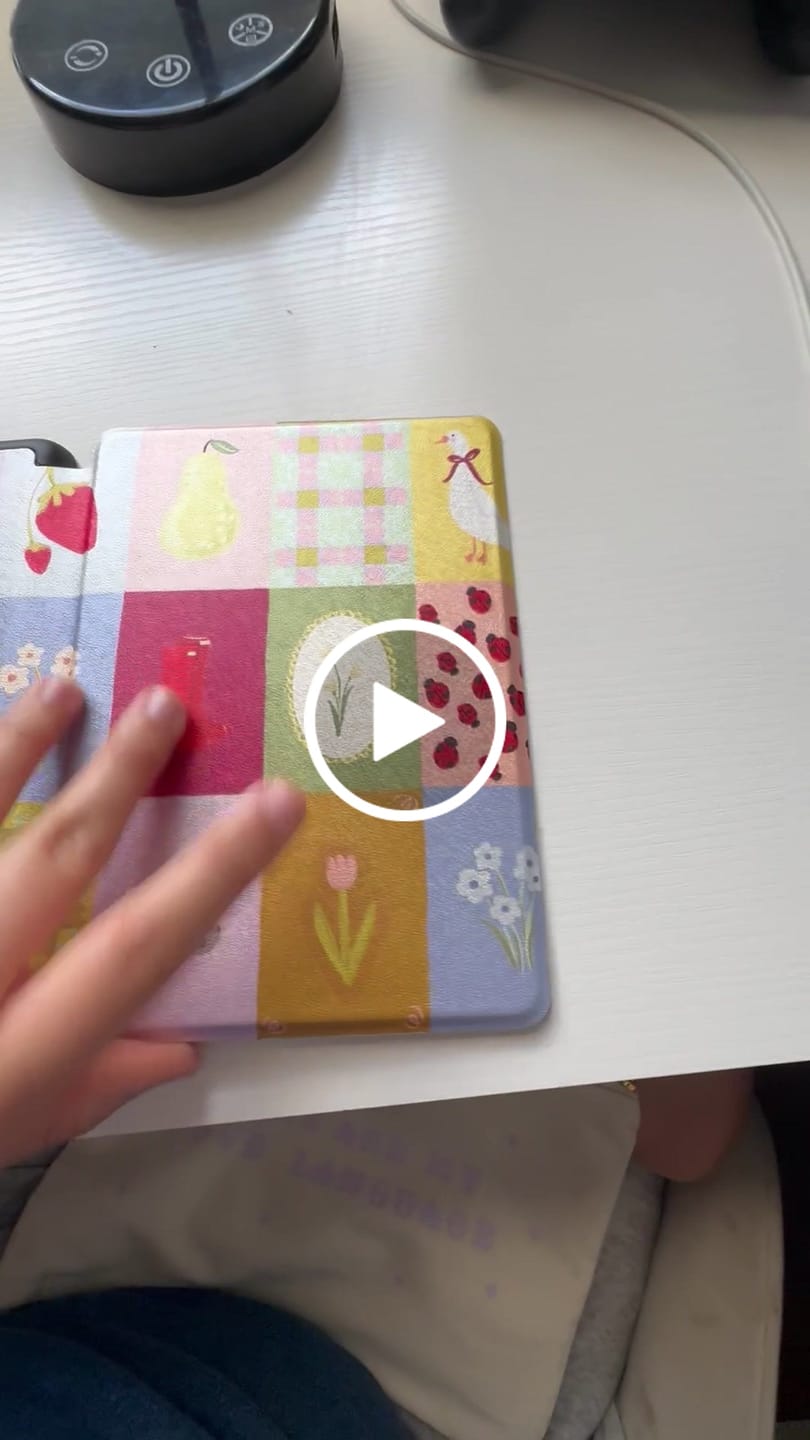 Customer video review of Hello Spring - Kindle Case