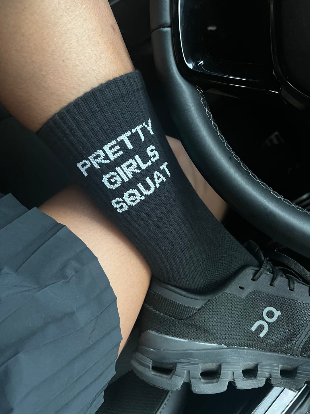 Customer photo review of Gym Therapy - Crew Workout Socks