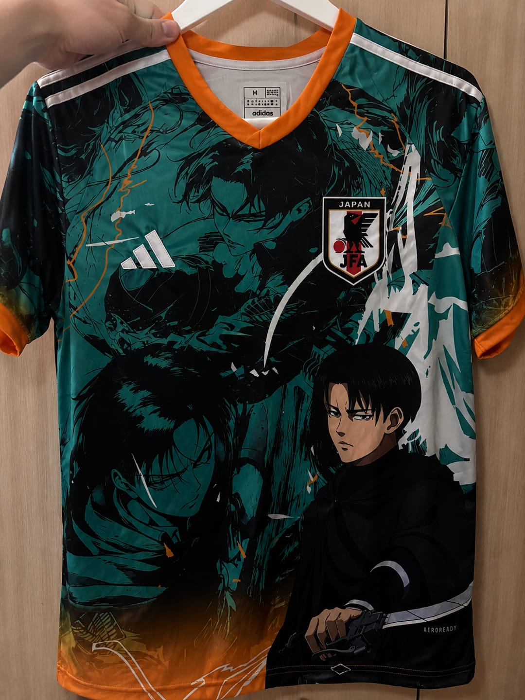 Customer photo review of Camiseta Capitán Levi
