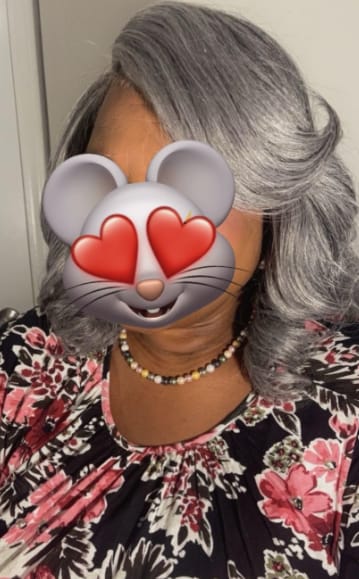 Customer photo review of Luvwin 5x5 Lace Salt & Pepper Side-Part Layered Bob with Natural Waves 100% Human Hair Wig For Mature Women