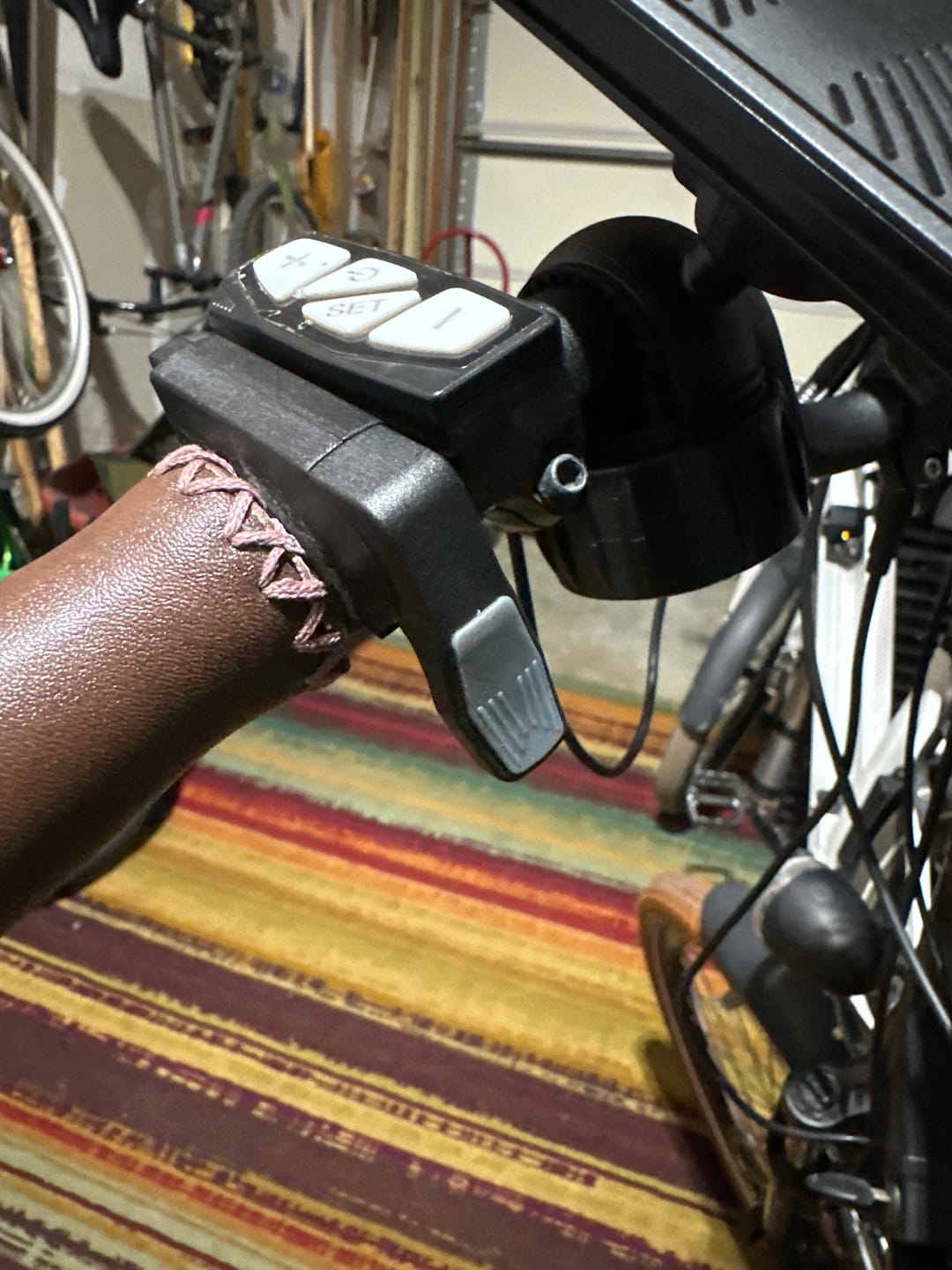 Customer photo review of Throttle - i6 - Trigger - KH-009