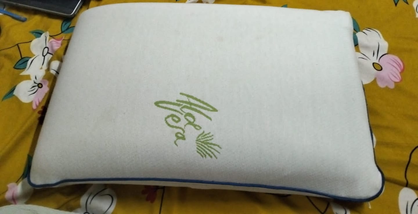 Customer photo review of Flo Adjustable Pillow (Memory Foam)
