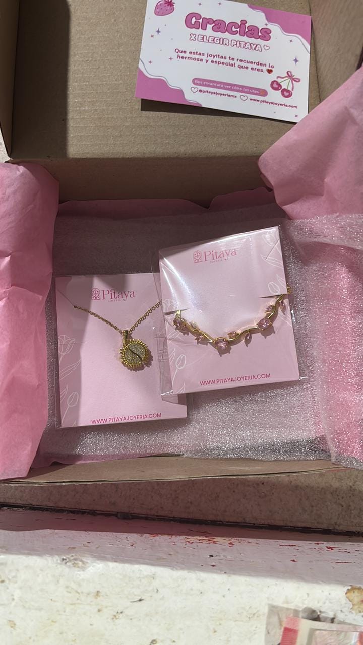 Customer photo review of Pulsera Tulipán