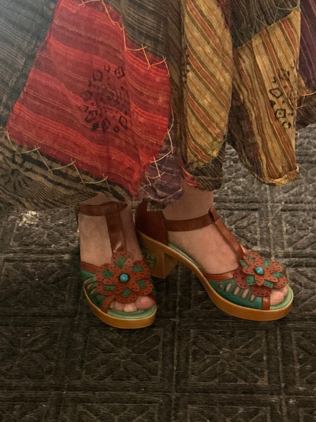 Customer photo review of Vintage Handmade Fish Mouth Floral Sandals
