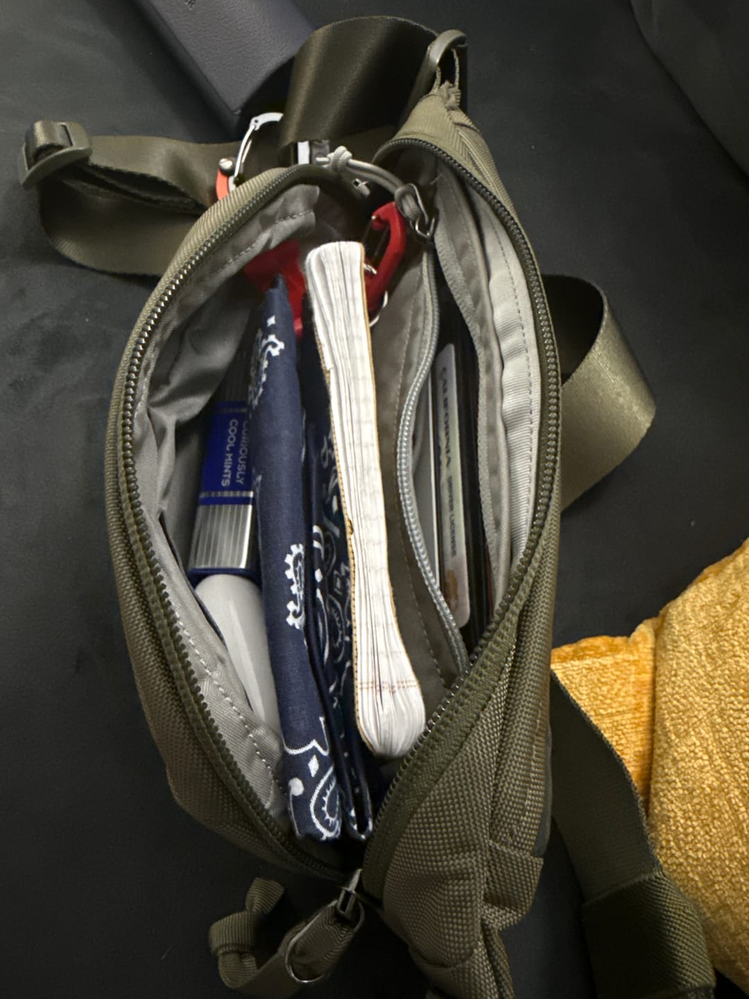 Customer photo review of CIVIC Access Sling 1L