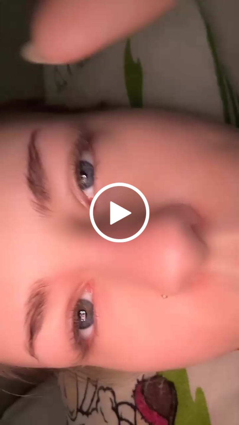 Customer video review of DIY Wimpernkleber (braun) & Top-Coat