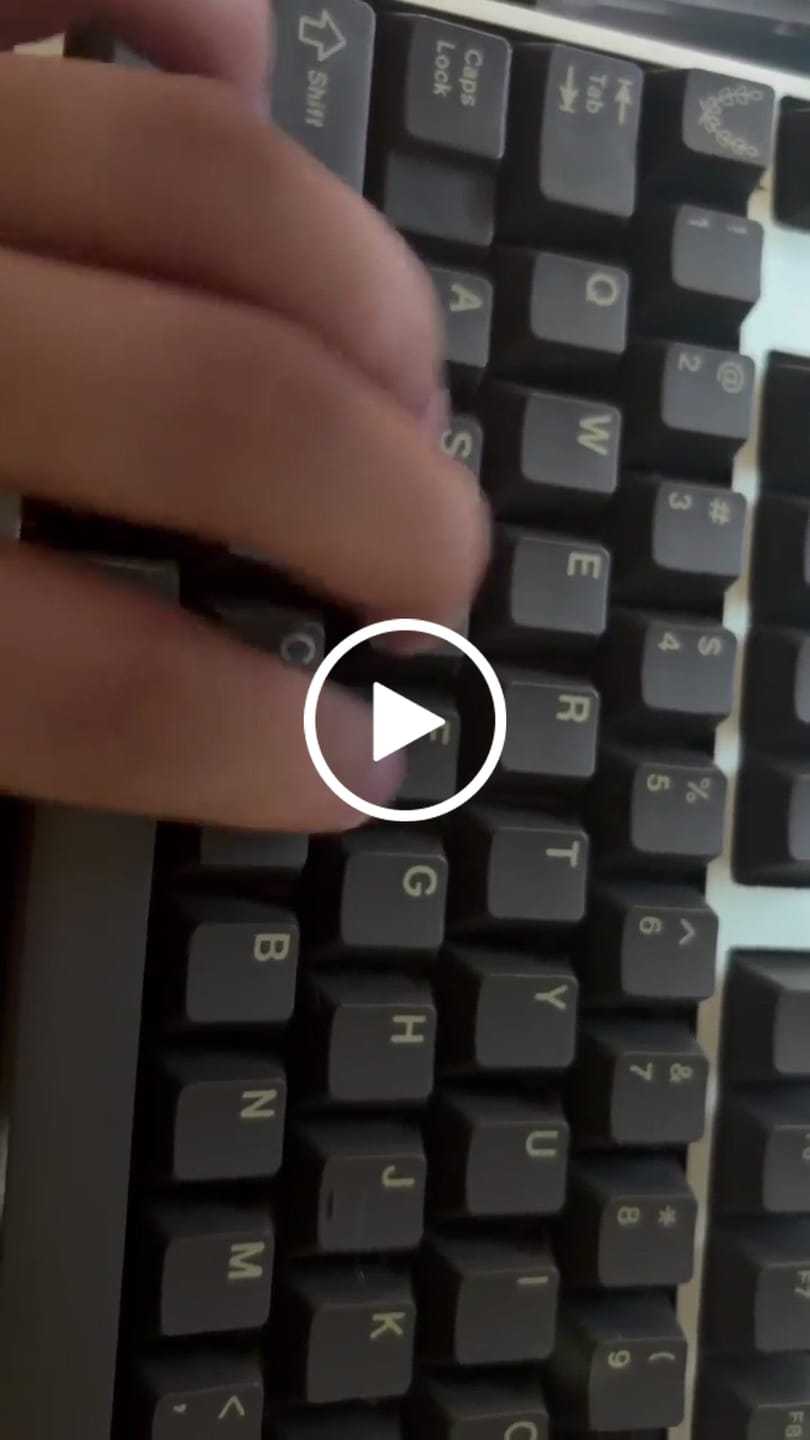 Customer video review of HMX EGG YOLK LINEAR SWITCH FACTORY LUBED (10PCS)