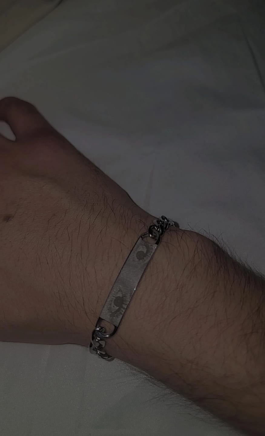 Customer photo review of Pulsera Eslabones Personalizada