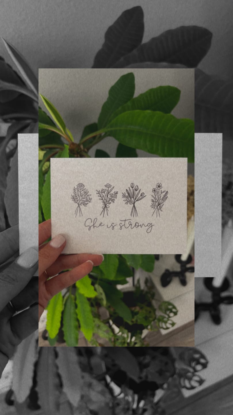 Customer photo review of She is strong Flower Postkarte