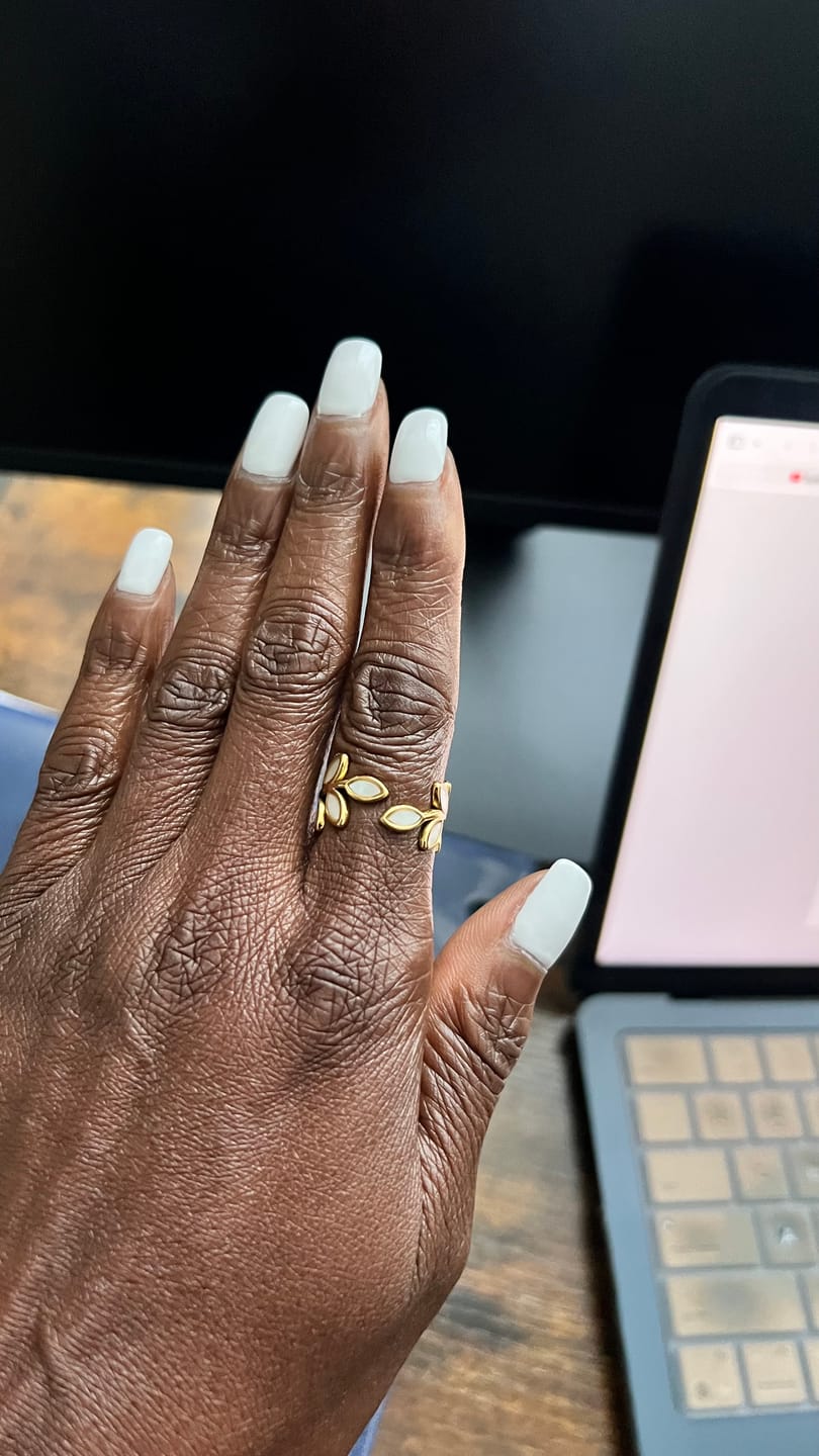 Customer photo review of Gold Leaf Ring