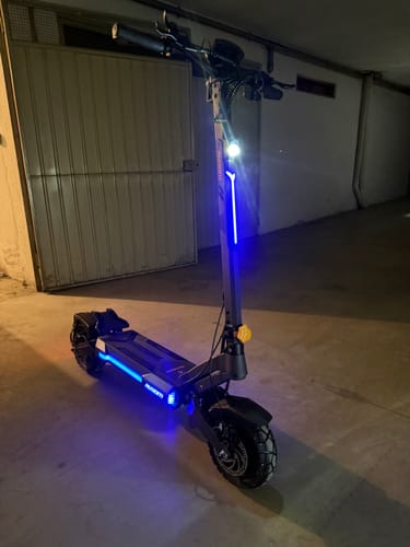 Customer photo review of Ausom DT2 Pro Dual Motor E-scooter