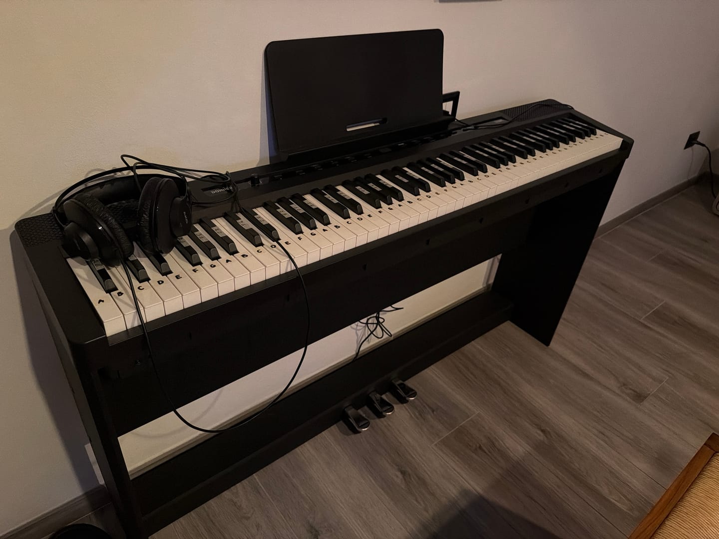 Customer photo review of Donner DEP-16S Pianoforte digitale in acciaio pesato