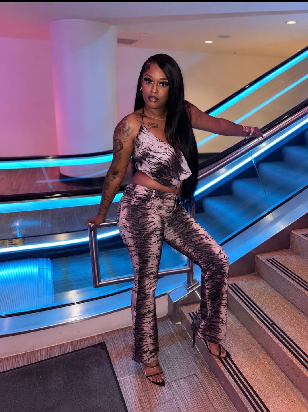 Customer photo review of Lowen Zebra Print Halter Top & Denim Pants SET