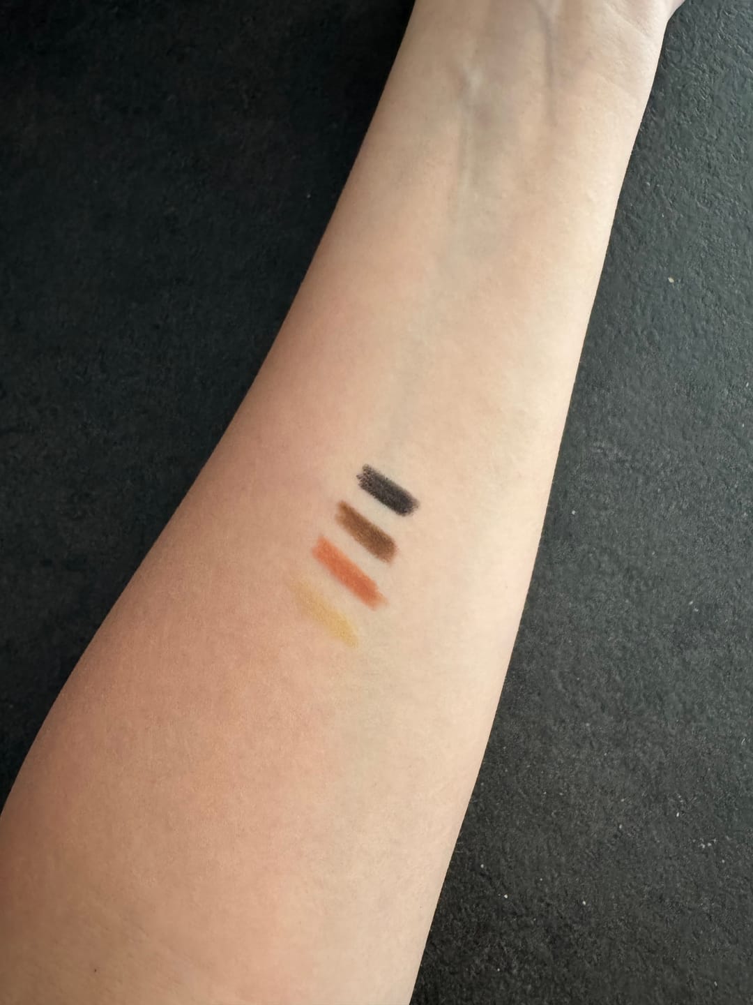Customer photo review of 4-in-1 Kosmētikas Pildspalva