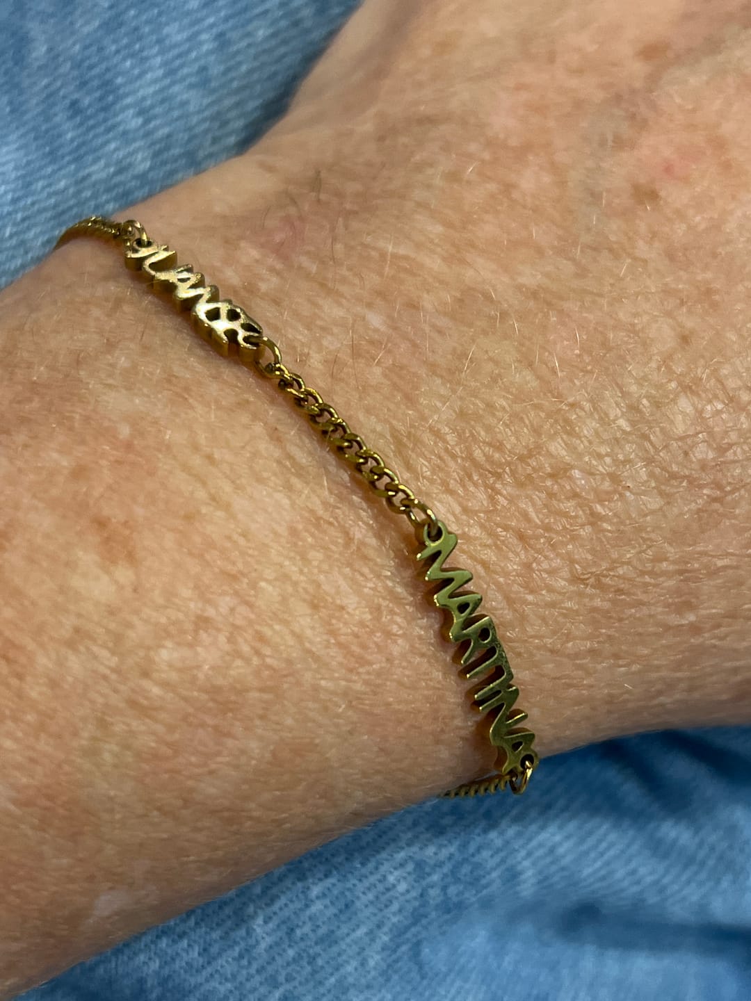 Customer photo review of Pulsera personalizada con nombre