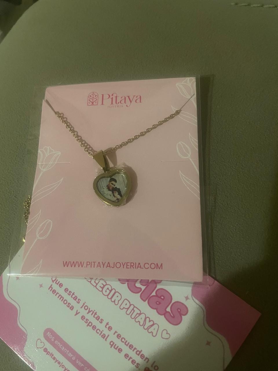 Customer photo review of Collar Amore Personalizado Foto a Color
