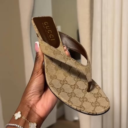 Customer photo review of Gucci 2026 Vittoria Thong Sandals 55mm Canvas Leather 726151