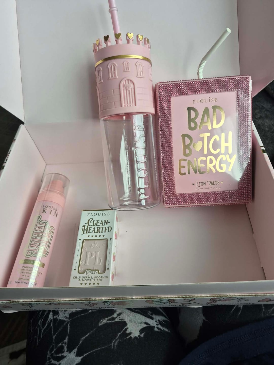 Kundebildeanmeldelse av Milkshake Cup Mystery Bundle