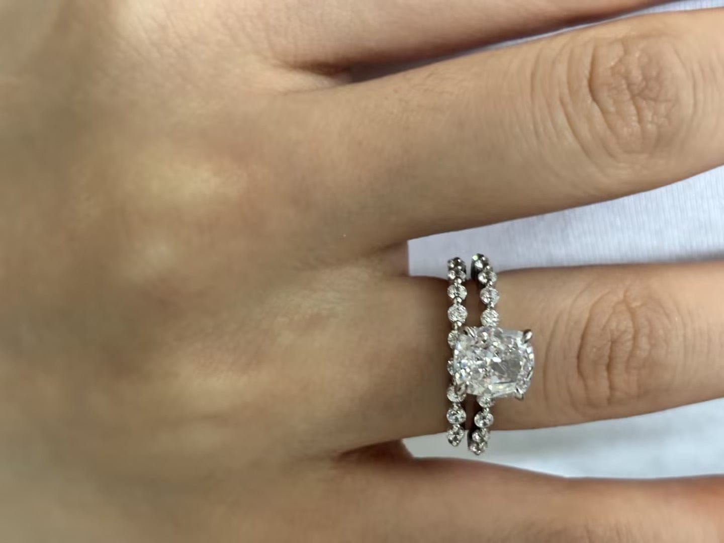 Customer photo review of S925 Exquisite 2.0 Carat Cushion Cut Women's Wedding Ring Set In Sterling Silver