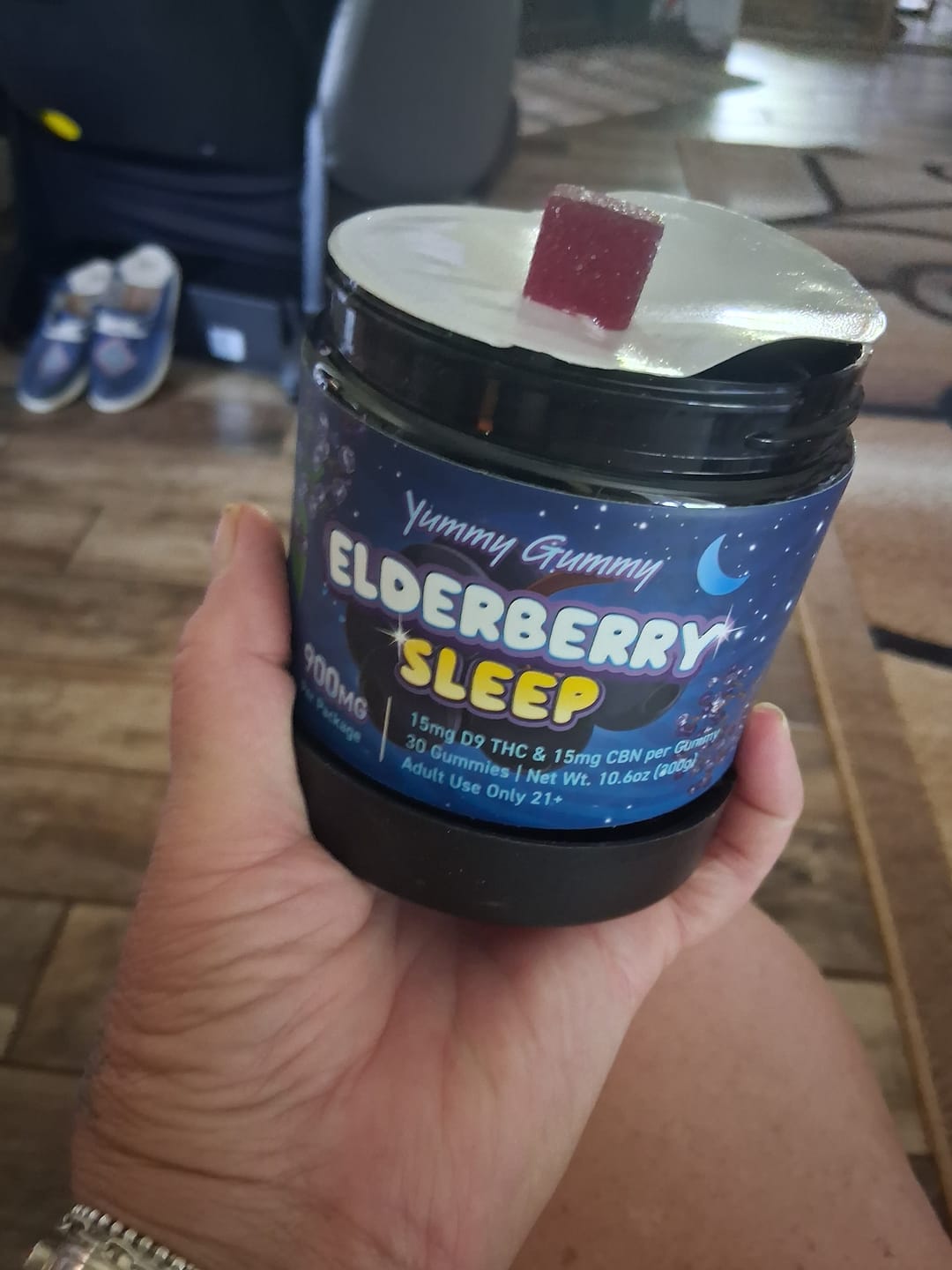 Customer photo review of 900MG Yummy Gummy D9