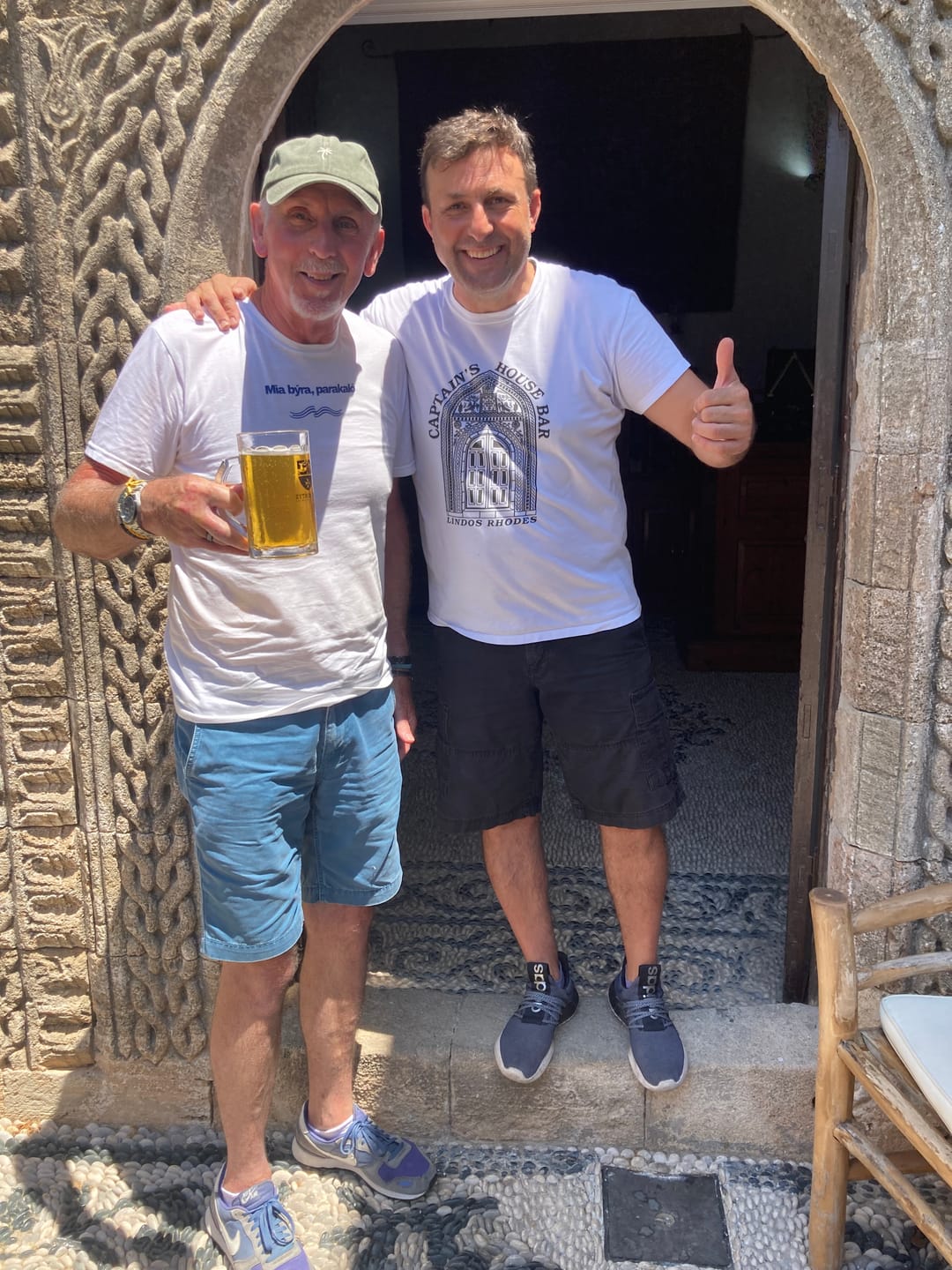 Customer photo review of 1 beer please in Greek