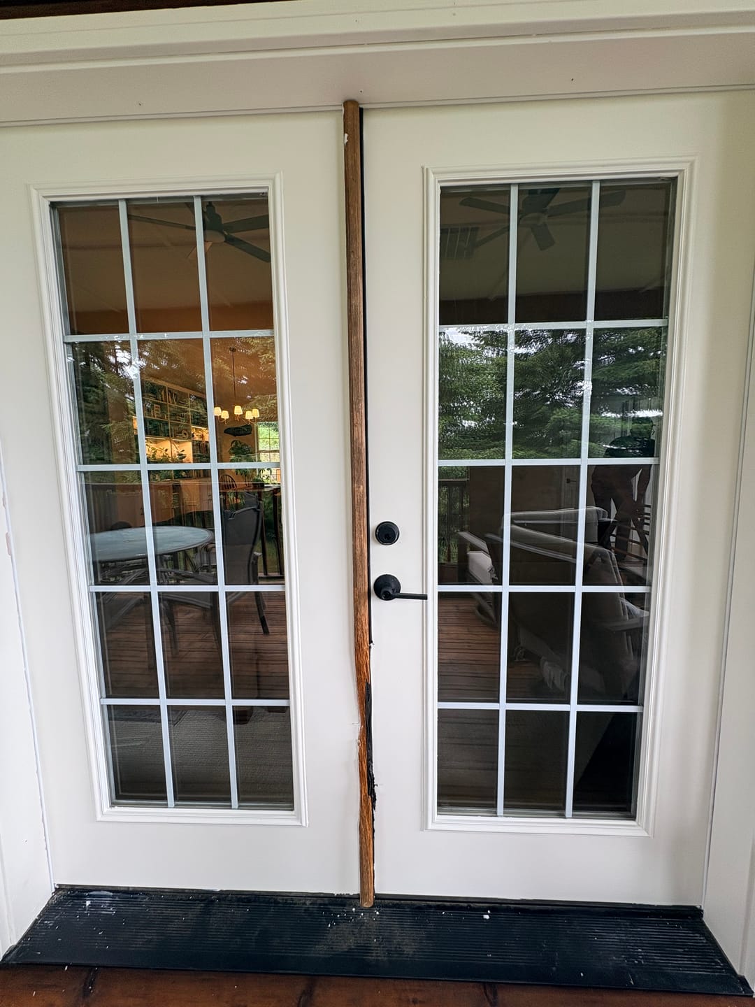 Customer photo review of Thermal Aluminum Astragal (White)