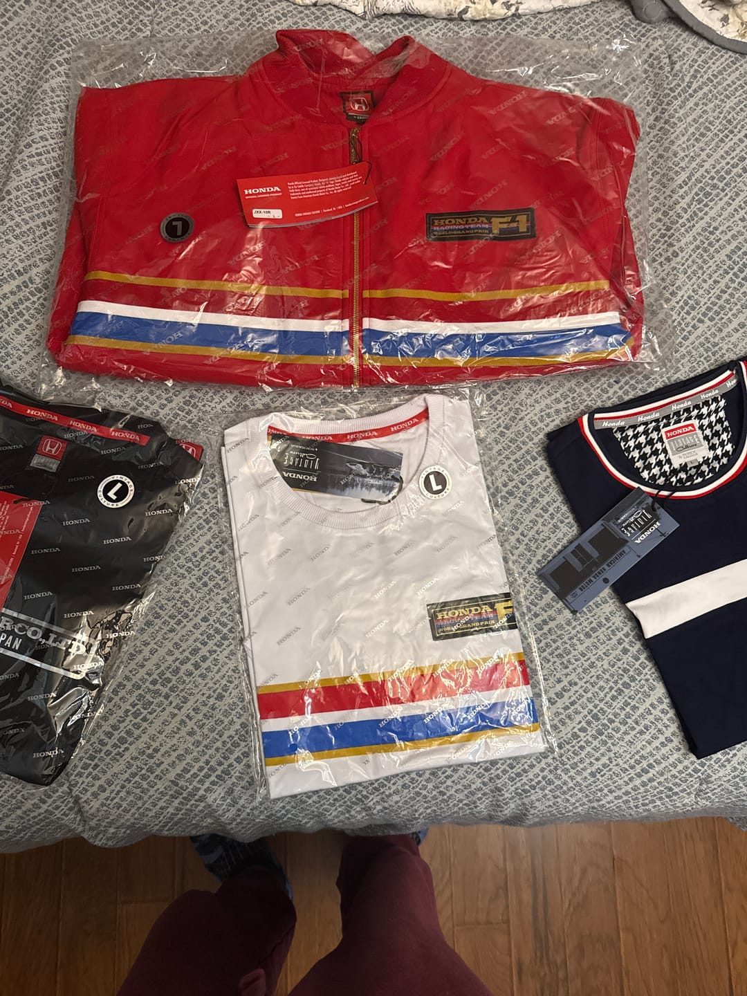 Customer photo review of 1986 Honda F1 Team Aviator Jacket (Red)