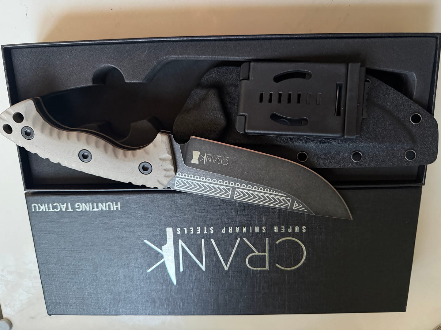 Customer photo review of ACHUGAO TACTIKU D2 – Heavy Duty Hunting & Tactical Knife
