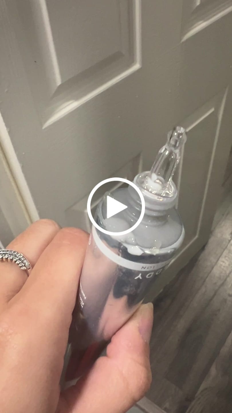 Customer video review of Brow Daddy- VANlÁMI Gentle Lift Brow & Lash Lamination System (Step 1 & 2)