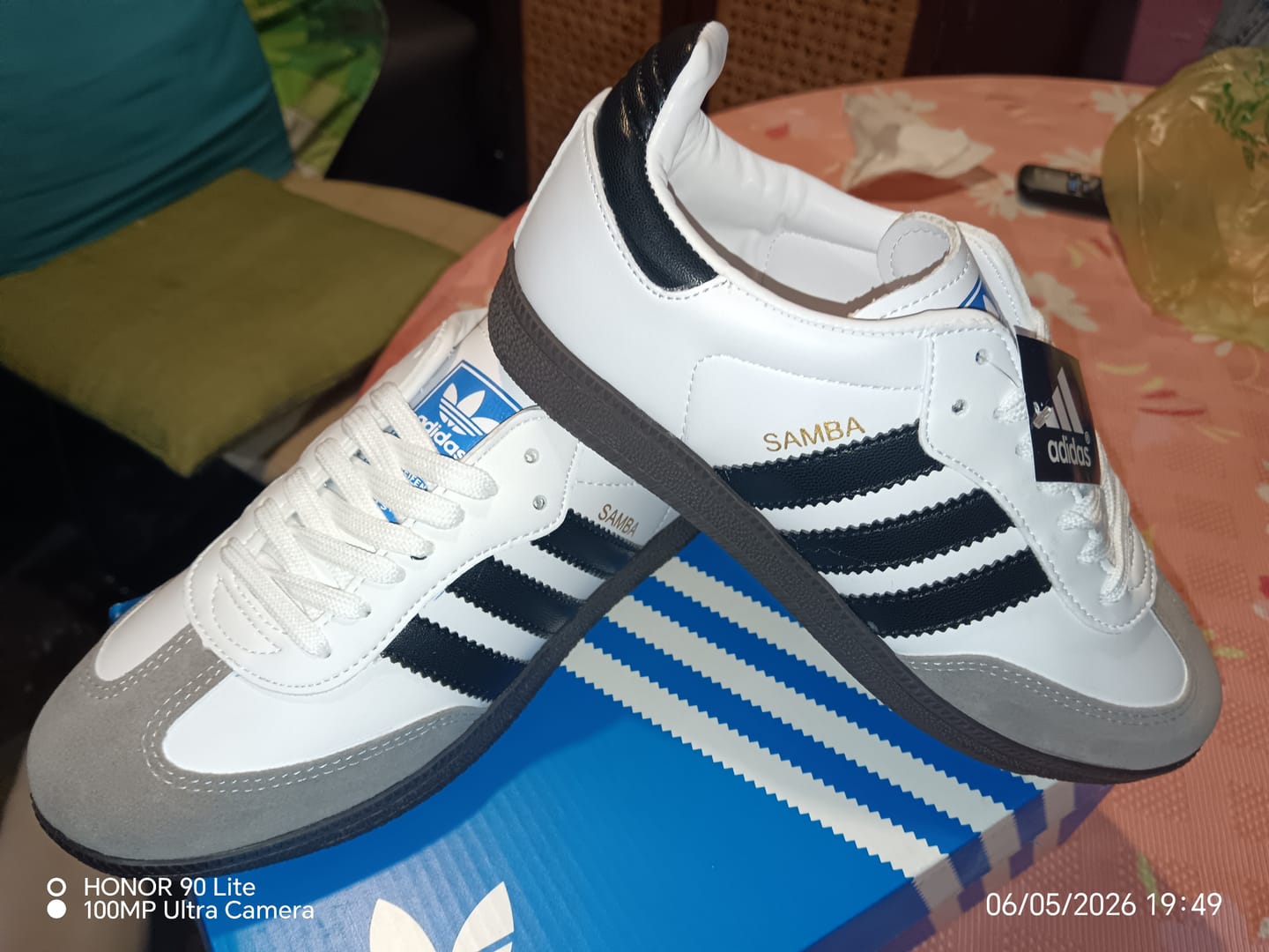 Customer photo review of Tenis 270 Blanco Total