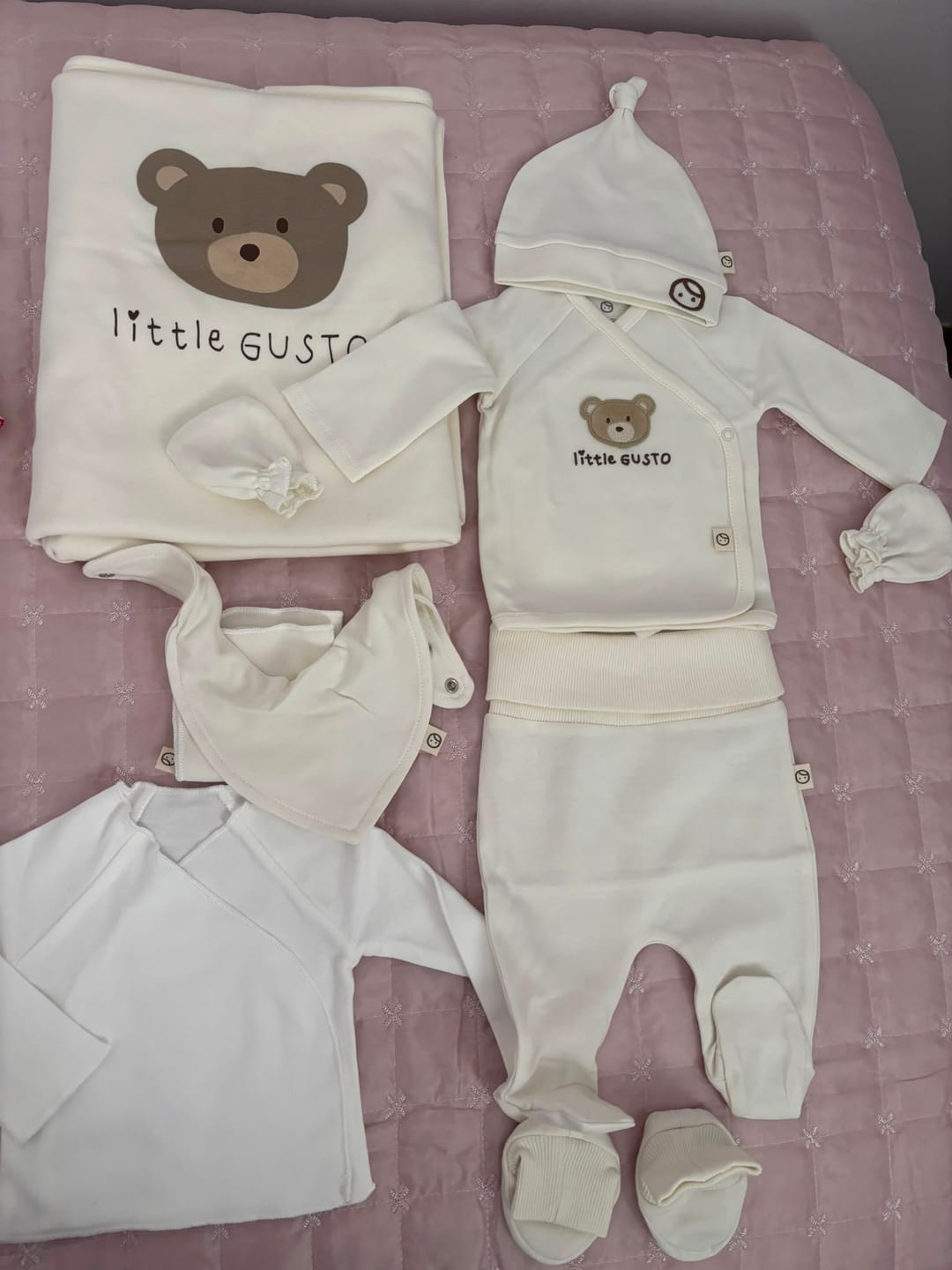 Customer photo review of Organik Pamuk 10'lu Ekru Hastane Çıkış Seti