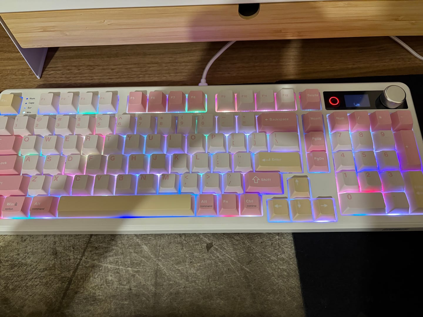 Customer photo review of EPOMAKER TH99 Pro Mekanik Klavye