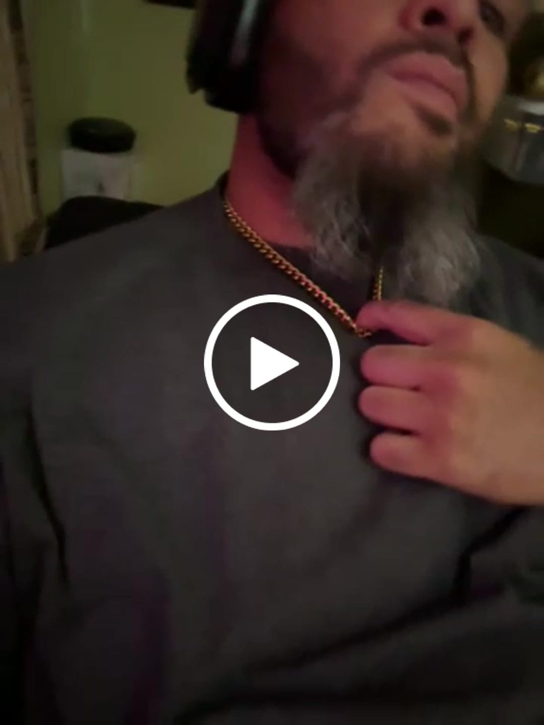 Customer video review of "Unbreakable" Cuban (Gold) 10mm