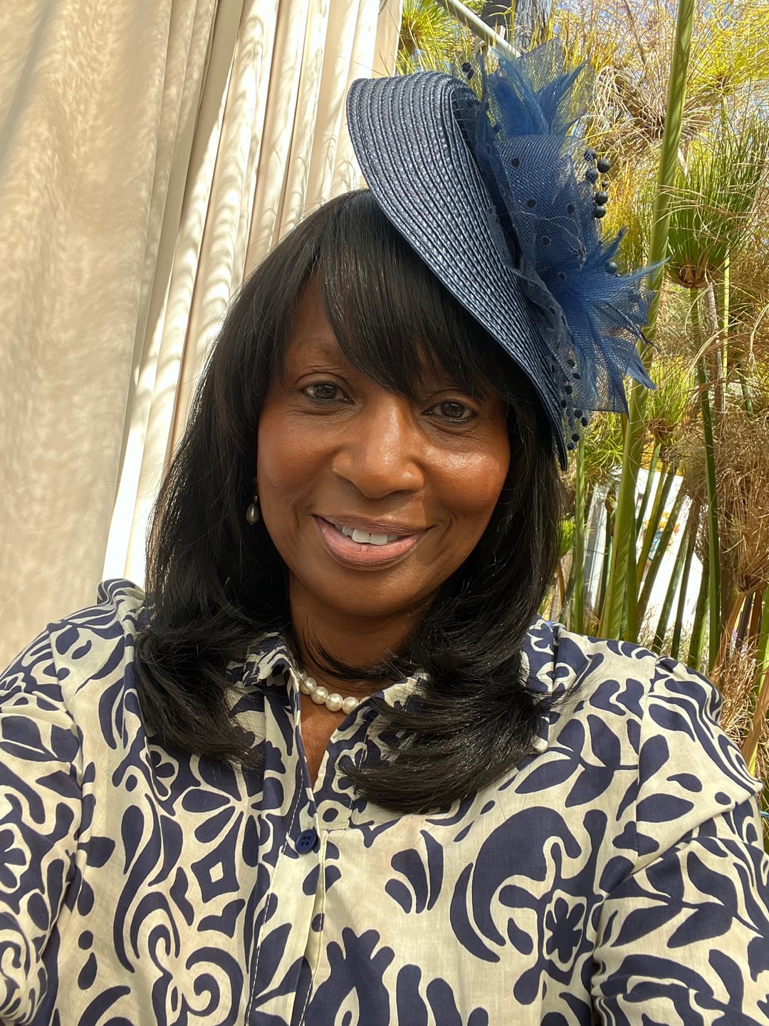 Customer photo review of Freetress Full Wig - NEW YORK GIRL