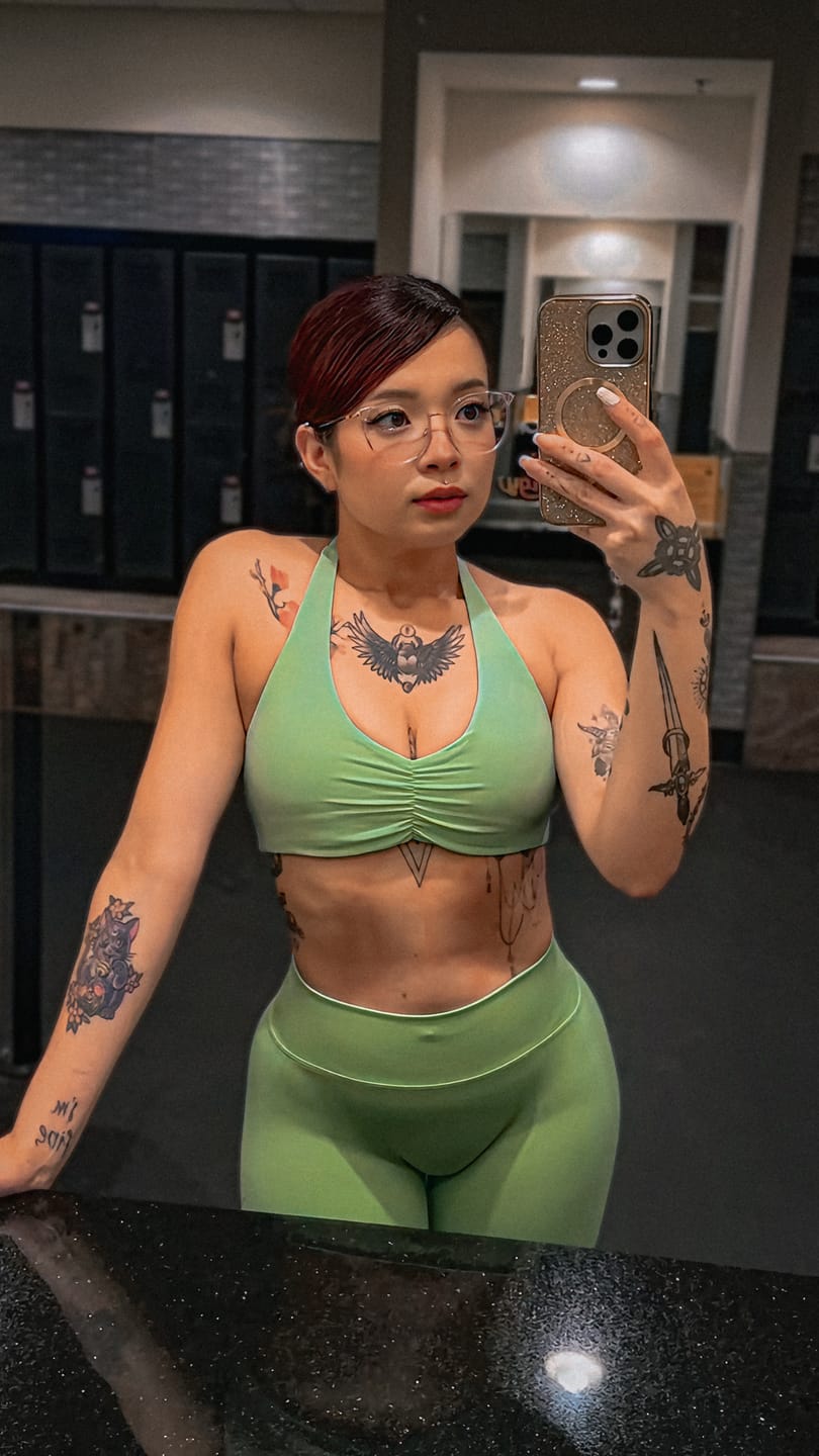 Customer photo review of W252 Curve Hourglass Leggings Summer 26'
