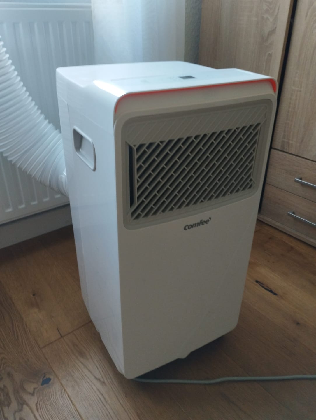 Customer photo review of Mobile Klimaanlage 9000 BTU – Comfee CPPHA-09CRN7-L | 3-in-1: Kühlen, Entfeuchten, Ventilieren | Für Räume bis 33 m² (MPPH-09CRN7 - Nachfolger)