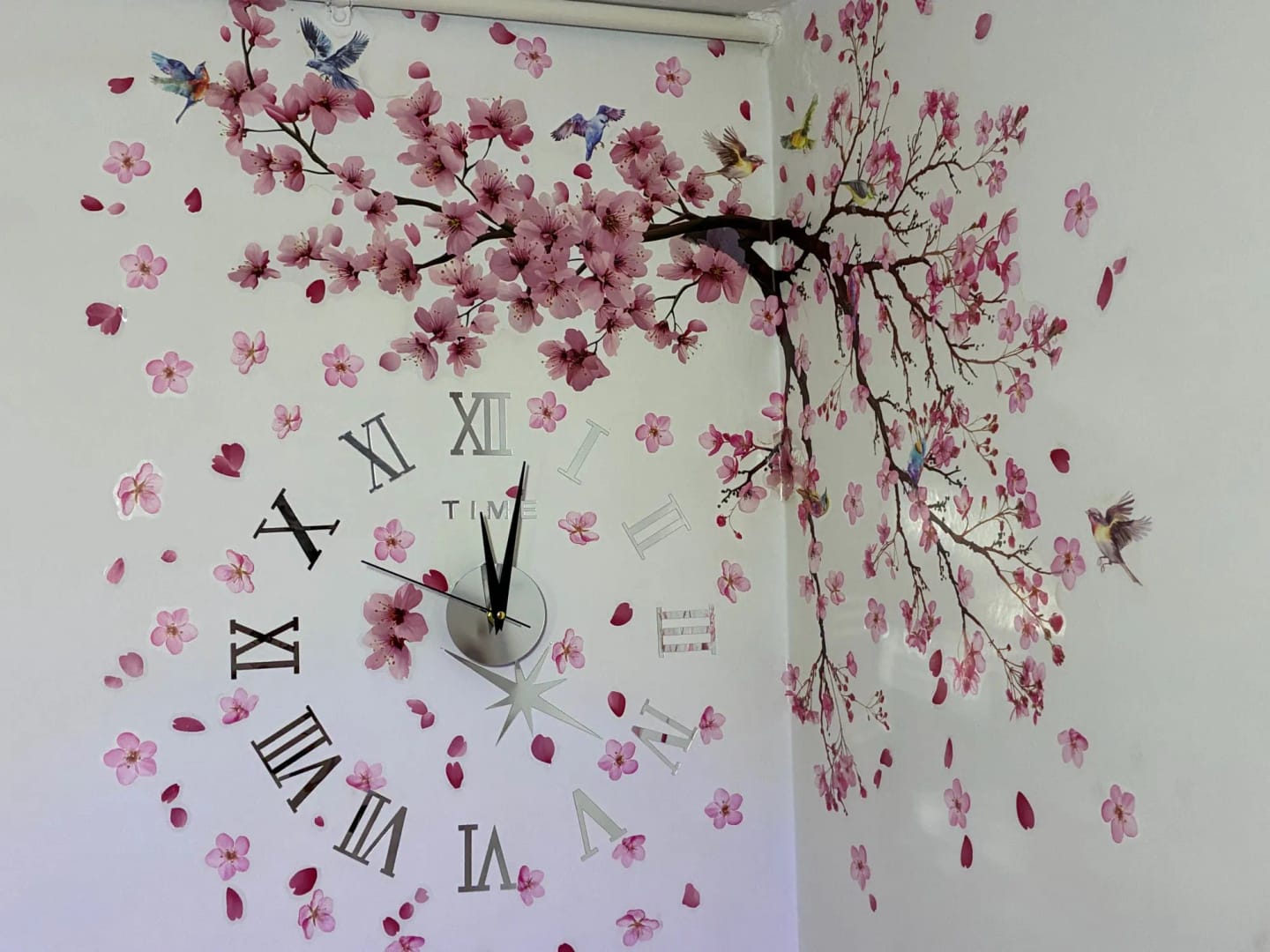 Customer photo review of 3D Acrylic Mirror Wall Clock