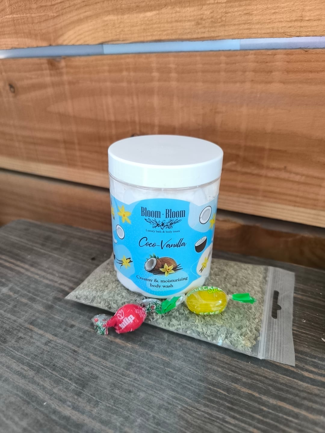 Customer photo review of Σαπουνοπαγωτό Coco Vanilla | Κρεμώδες Αφρόλουτρο με Βούτυρο Καριτέ | 250gr