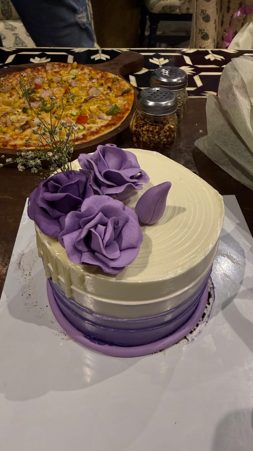 Customer photo review of Floral Ombre Cake