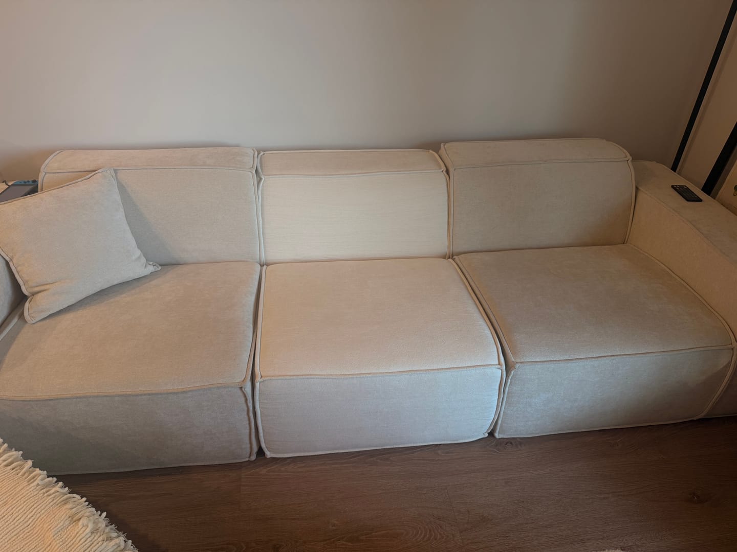 Customer photo review of M1 Armless Sofa Seat