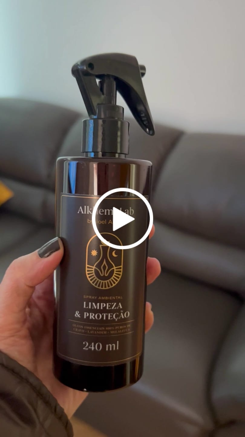 Customer video review of Home Spray Ambiental  Limpeza e Proteção 240ml